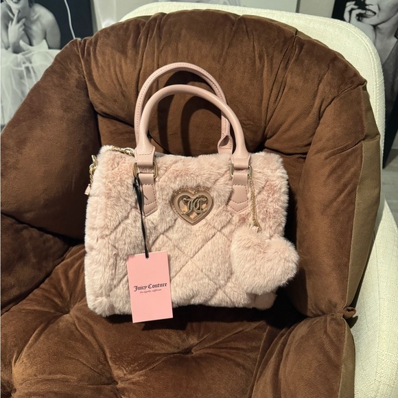 Juicy Couture LETS GET COZY SATCHEL - Picture 1 of 4